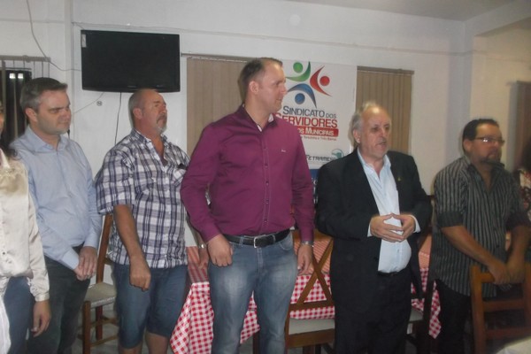 Jantar solene de posse da nova diretoria do Sindicato aconteceu no último dia 8 de março